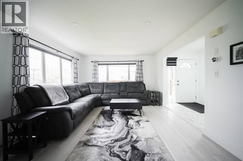 604 Athabasca Avenue, Fort McMurray, photo 5