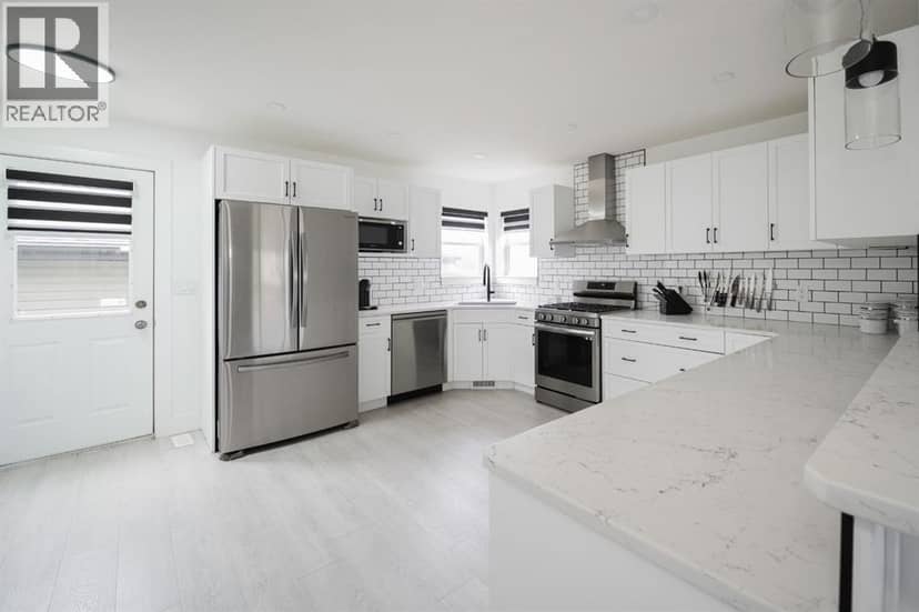 604 Athabasca Avenue — photo 11 of 40