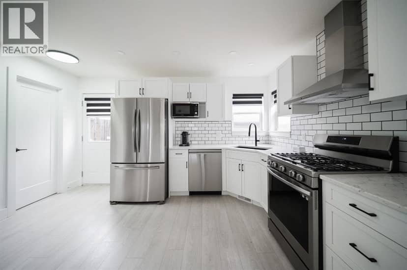 604 Athabasca Avenue — photo 12 of 40