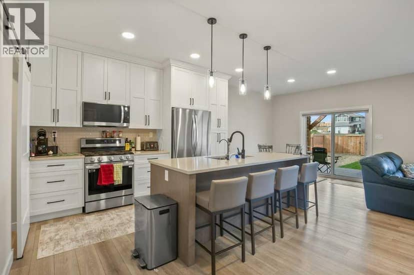 85 Crestview Boulevard — photo 18 of 39