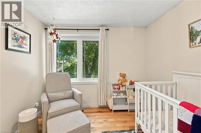 178 LAURENTIAN Drive — photo 16 of 39