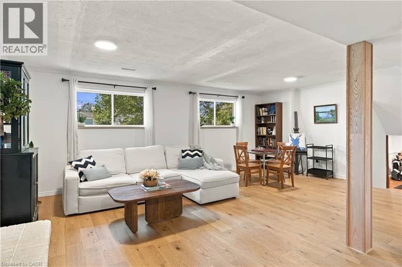 178 LAURENTIAN Drive — photo 27 of 39