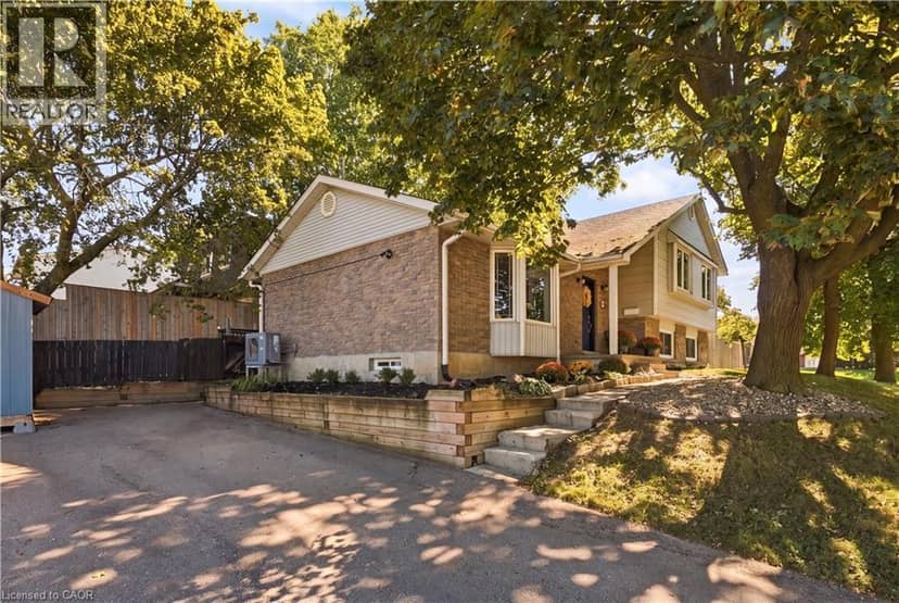 178 LAURENTIAN Drive — photo 3 of 39