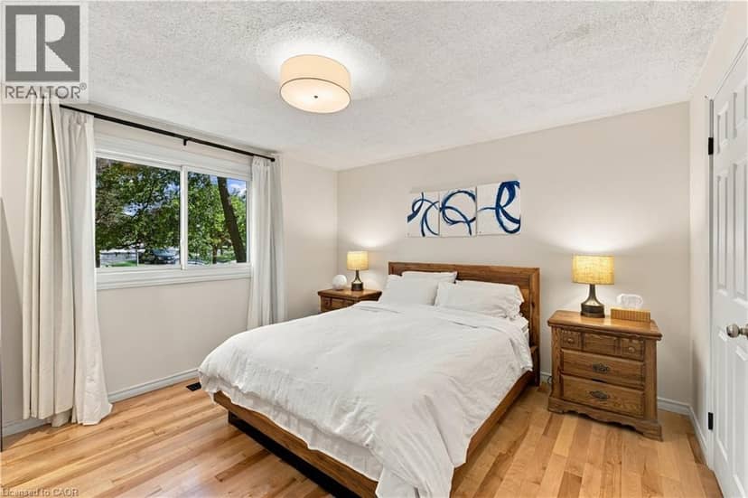 178 LAURENTIAN Drive — photo 23 of 39