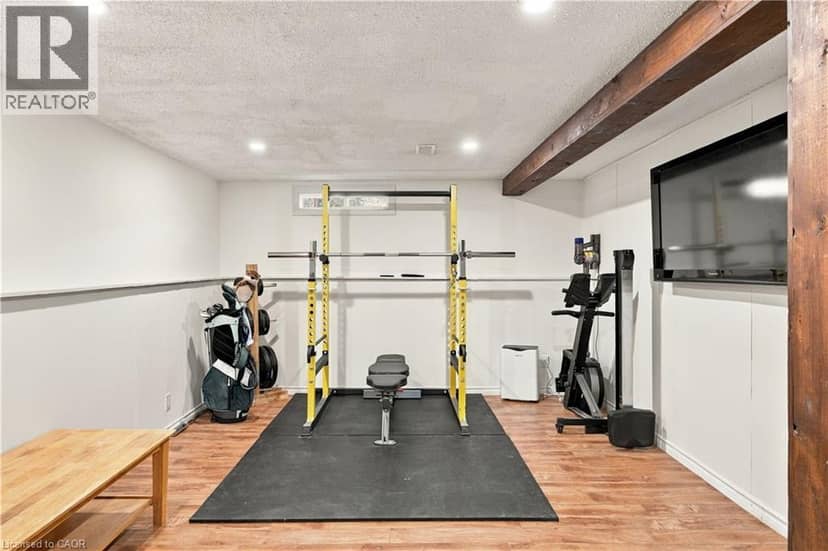 178 LAURENTIAN Drive — photo 31 of 39