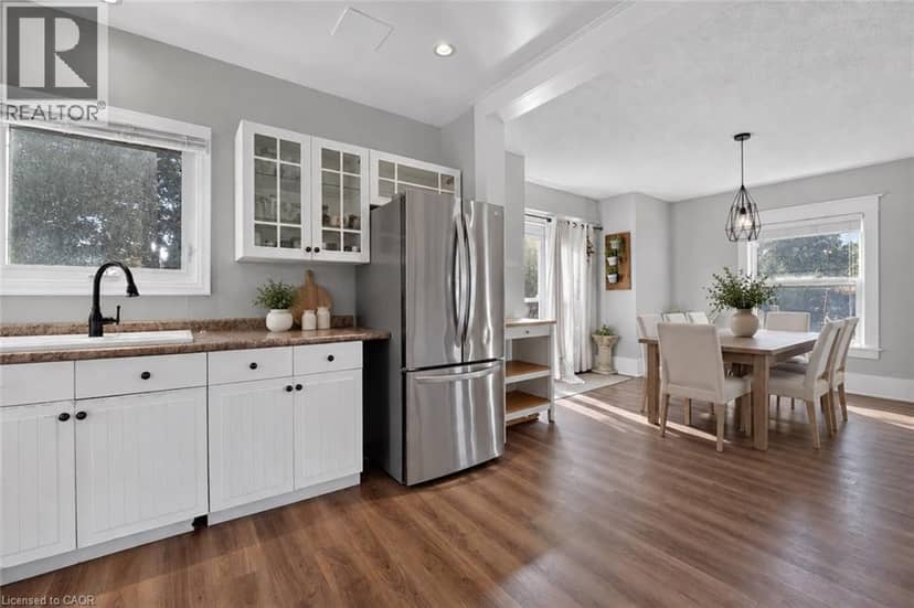 4648 STANLEY Avenue — photo 9 of 20