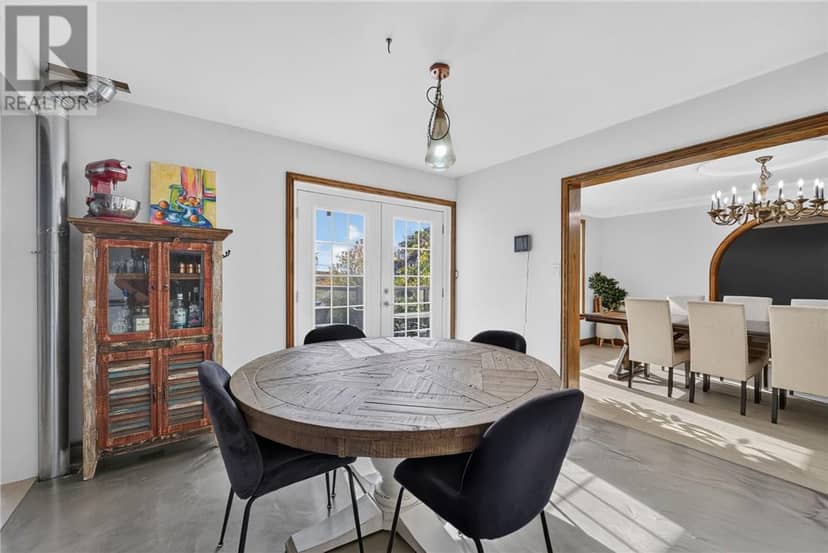 37 Thorncliffe Court — photo 15 of 40