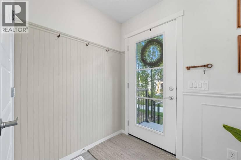 102, 474 Seton Circle SE, Calgary, photo 3
