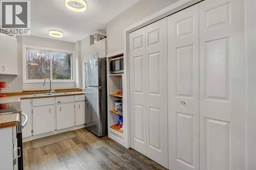 7109 99A Street — photo 9 of 26