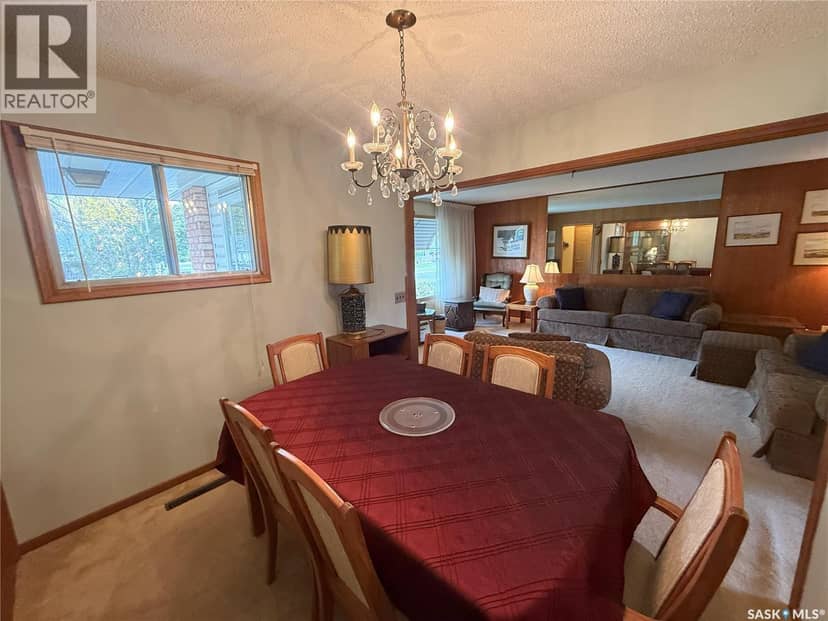 2517 Wiggins AVENUE S — photo 11 of 35