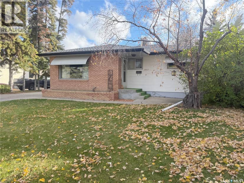 2517 Wiggins AVENUE S, Saskatoon, photo 2