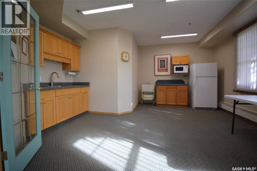 206 100 5th AVENUE — photo 37 of 40