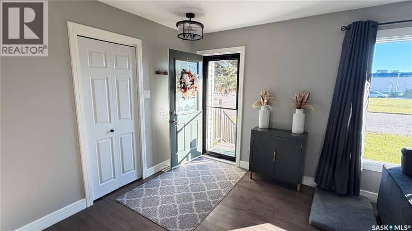 735 Jasper STREET — photo 11 of 40