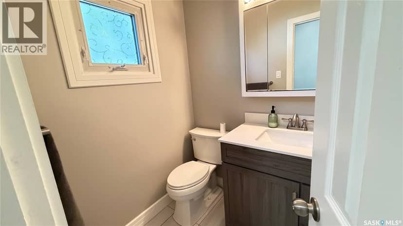 735 Jasper STREET — photo 29 of 40