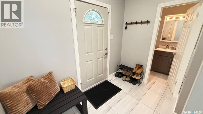 735 Jasper STREET — photo 31 of 40