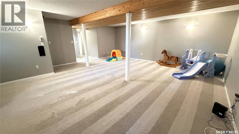 735 Jasper STREET — photo 35 of 40