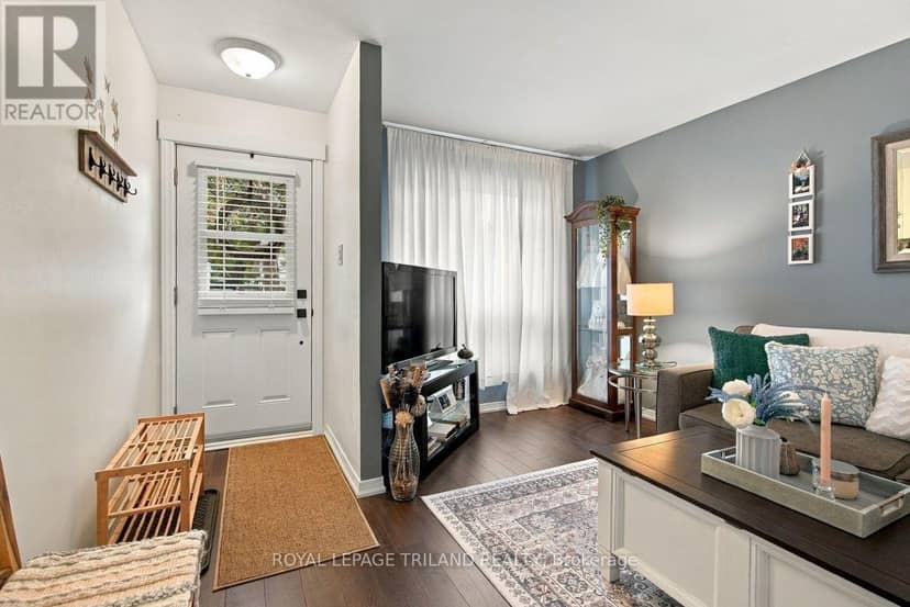 A - 111 Wellesley Cres Crescent, London East, photo 4
