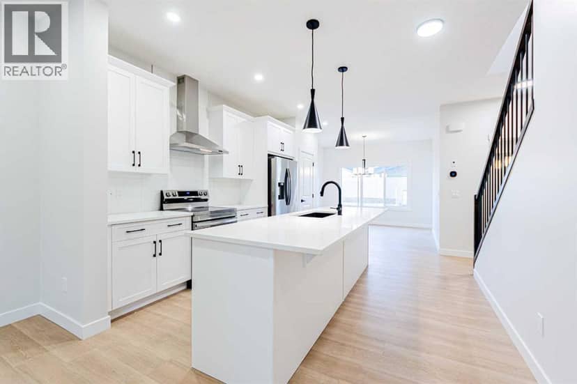 2 Fireside Close, Cochrane