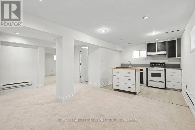856 Iroquois Road — photo 16 of 31