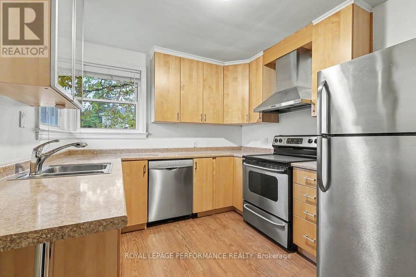 856 Iroquois Road — photo 7 of 31