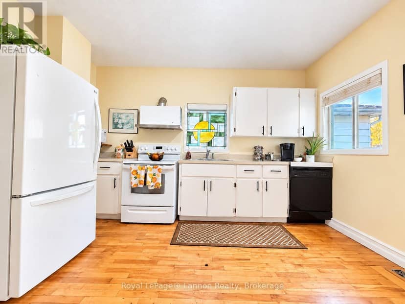 1707 Crawford Avenue — photo 18 of 40