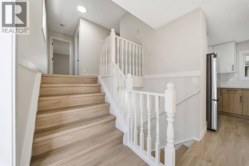 36 Taradale Close NE — photo 10 of 35