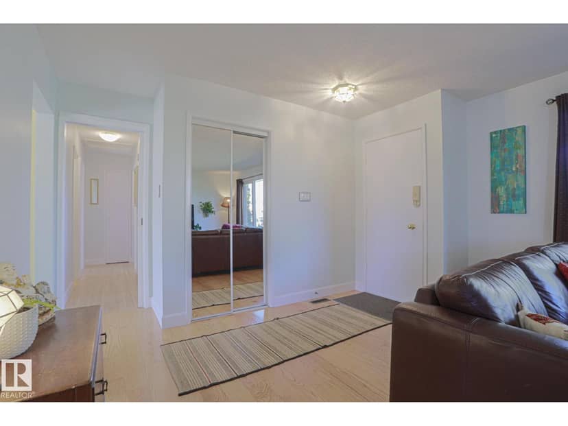 14235 53 ST NW, Edmonton, photo 2