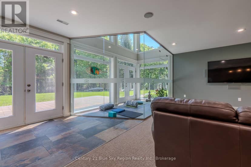 395 Carmichael Drive — photo 20 of 40