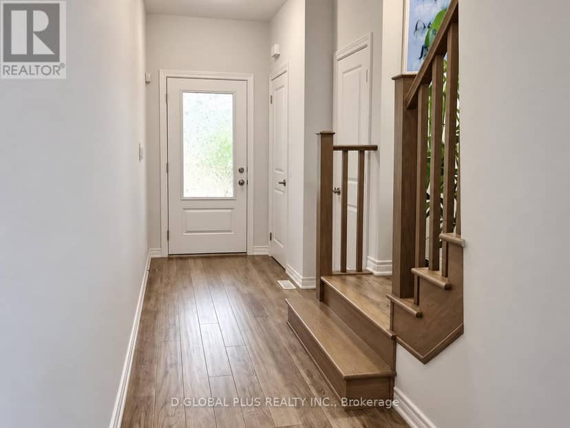 30 Mockingbird Lane W, Hamilton, photo 3