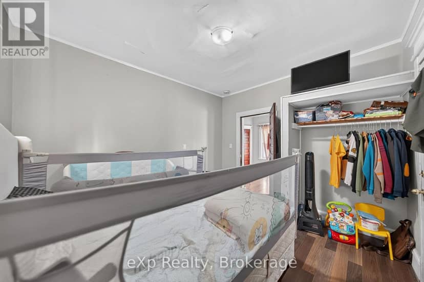 126 Chatham Street — photo 14 of 38