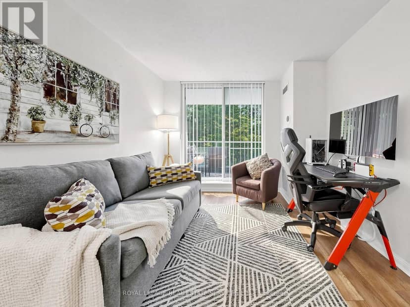 203 - 398 Eglinton Avenue, Toronto, photo 8