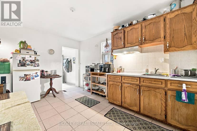 15 Lumbervale Avenue — photo 11 of 40