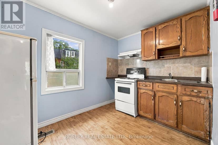 15 Lumbervale Avenue — photo 18 of 40