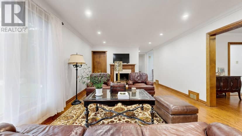 54 Plymbridge Road, Toronto, photo 8