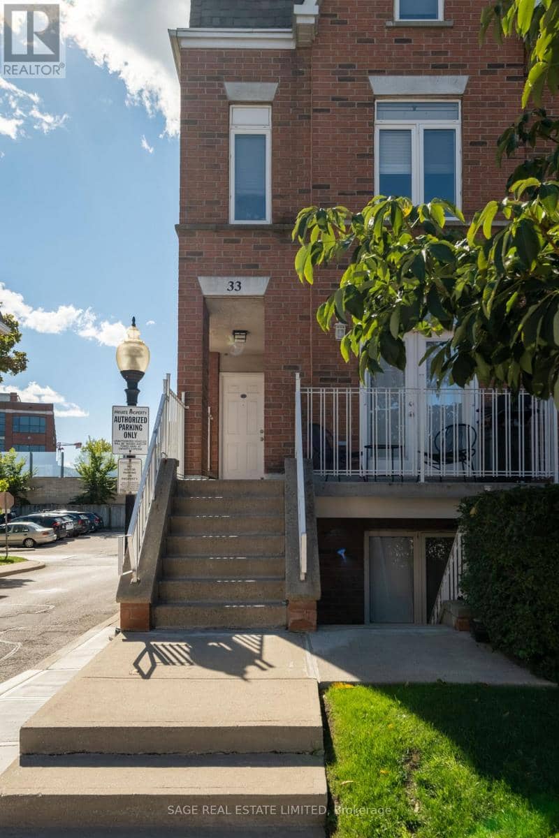 3303 - 33 Sudbury Street — photo 25 of 25