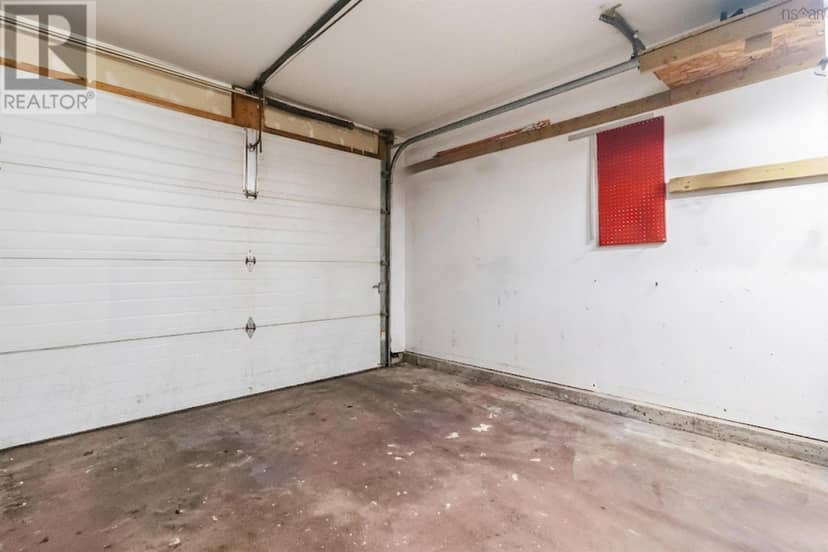 33 Sheppards Run — photo 21 of 21