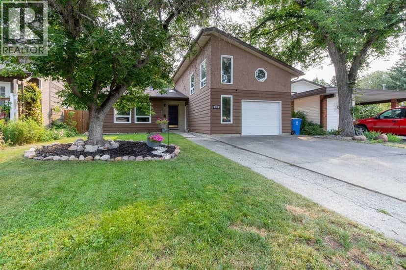 49 Iroquois Crescent W, Lethbridge, photo 3