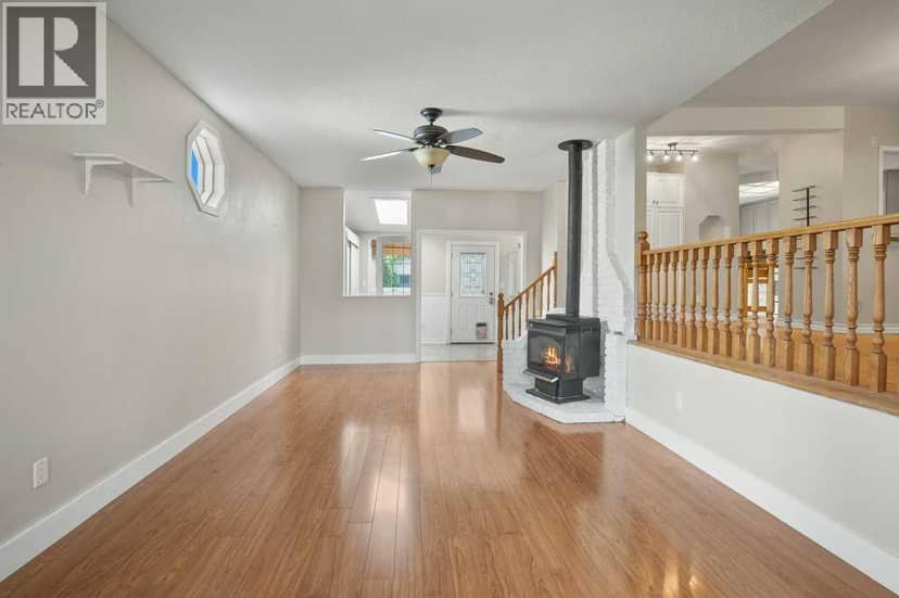 3721 44A Avenue — photo 39 of 40