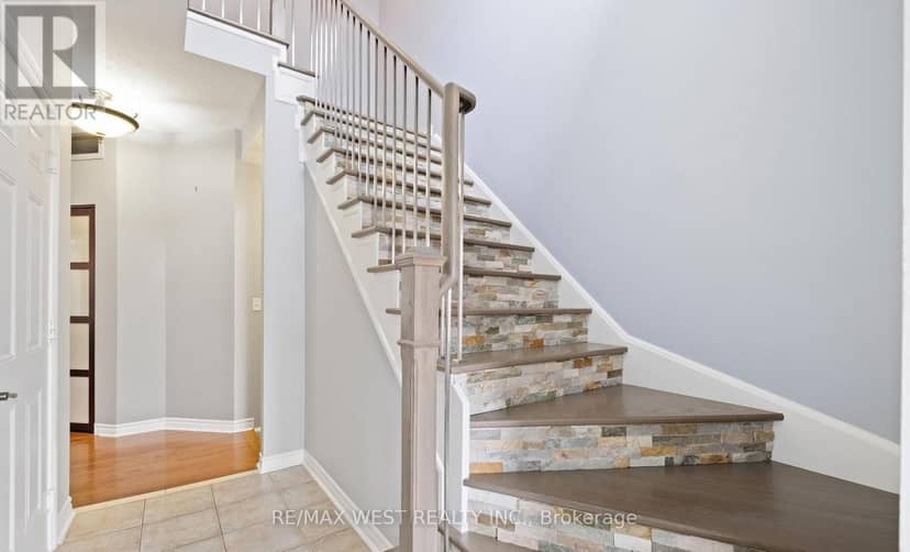 31 Buxton Lane — photo 4 of 40