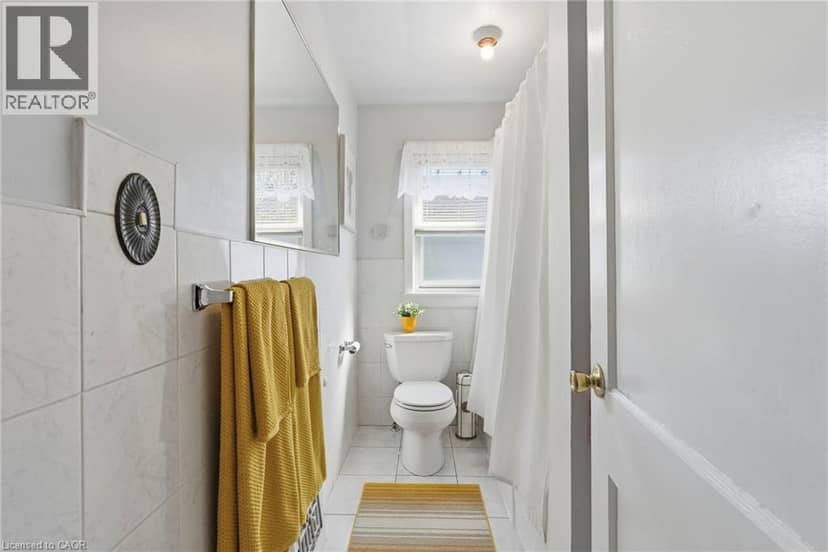 600 HAGER Avenue — photo 13 of 23