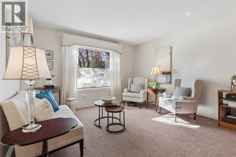 107 Coach Side Terrace SW, Calgary, photo 3
