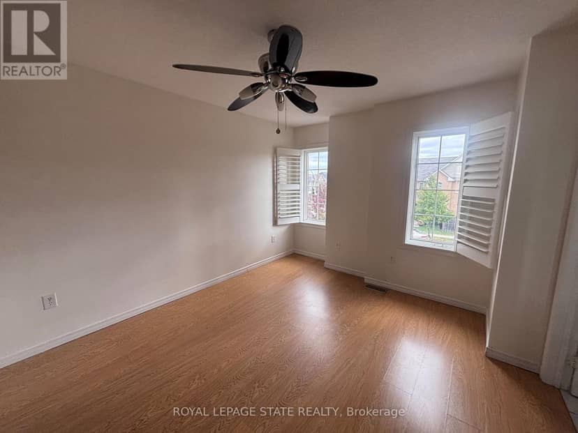 39 Newport Crescent — photo 10 of 22