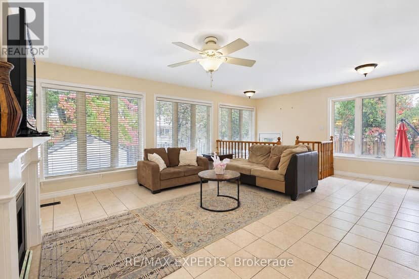 11 Knollside Drive — photo 10 of 40