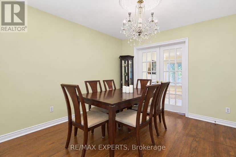 11 Knollside Drive, Richmond Hill, photo 6