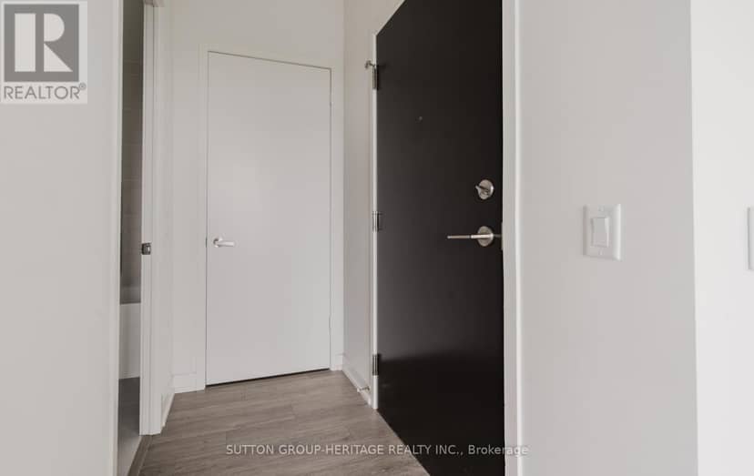 1509W - 3 Rosewater Street, Richmond Hill, photo 4