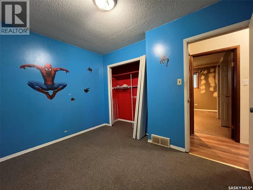 426 Beryl STREET — photo 14 of 40