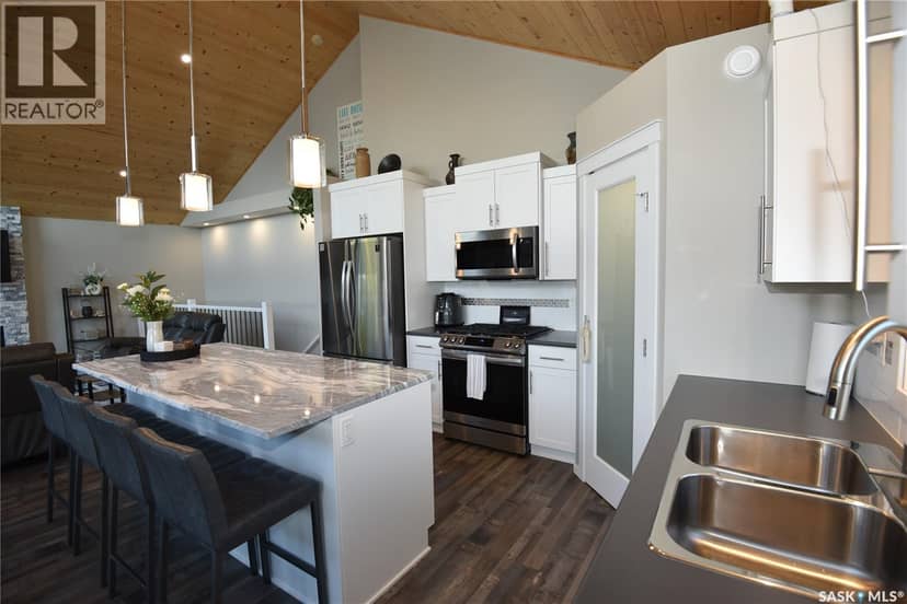 1124 Birch AVENUE — photo 14 of 40