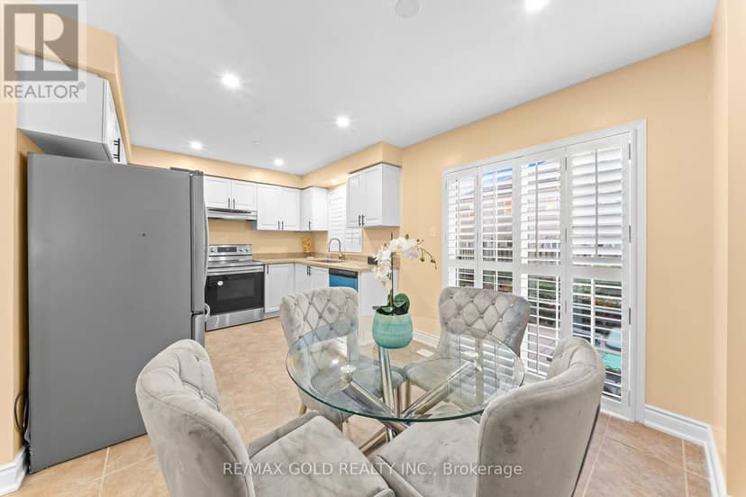 107 Crystalview Crescent, Brampton, photo 6