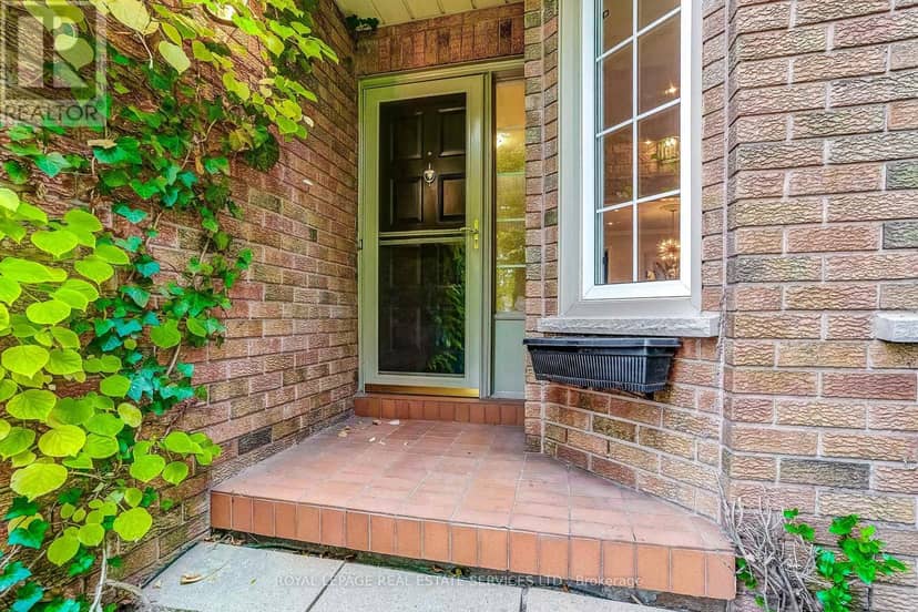 3119 Dover Crescent, Mississauga, photo 3