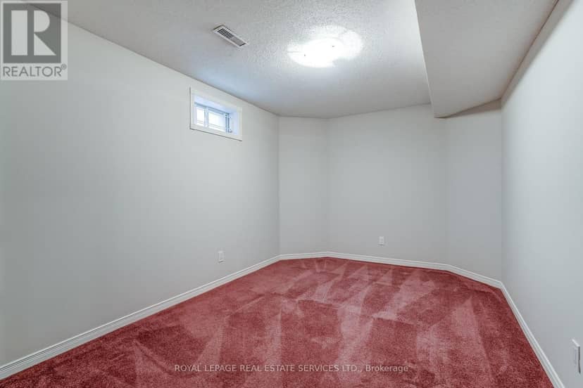 3119 Dover Crescent — photo 40 of 40